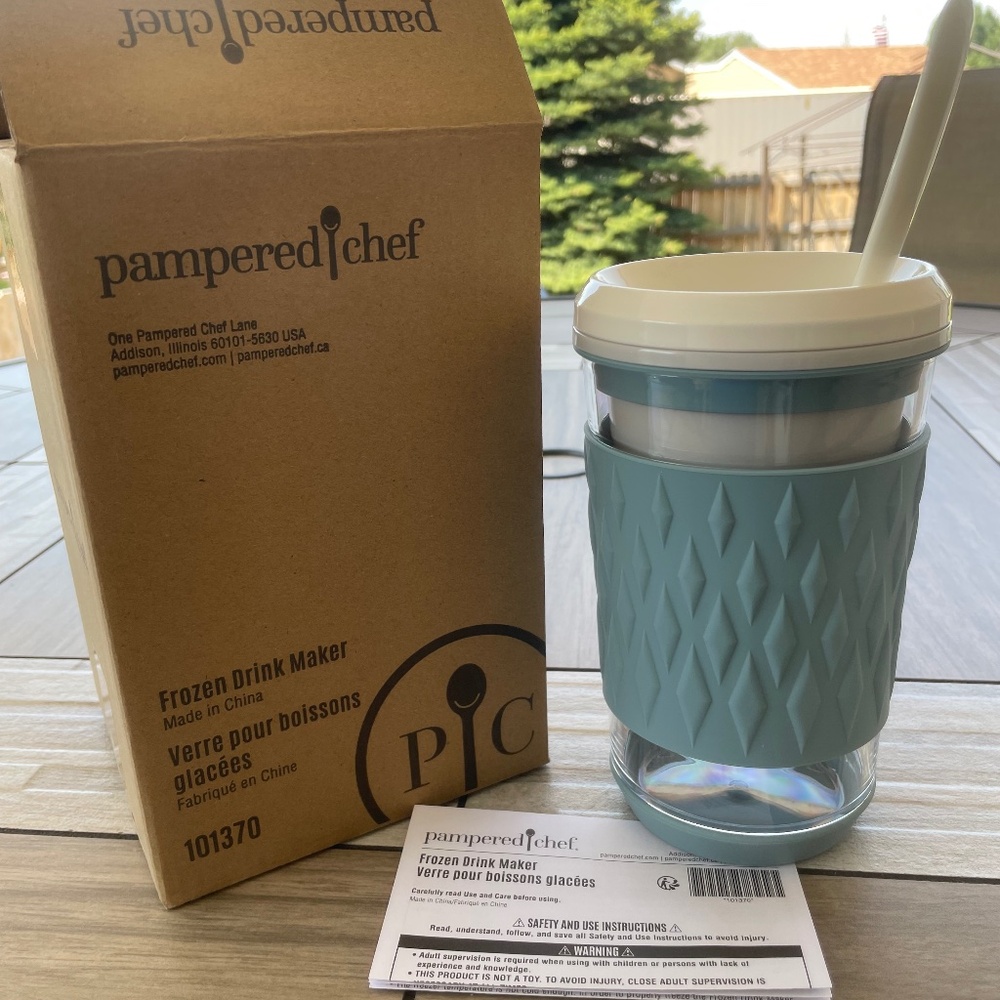 Frozen drink maker